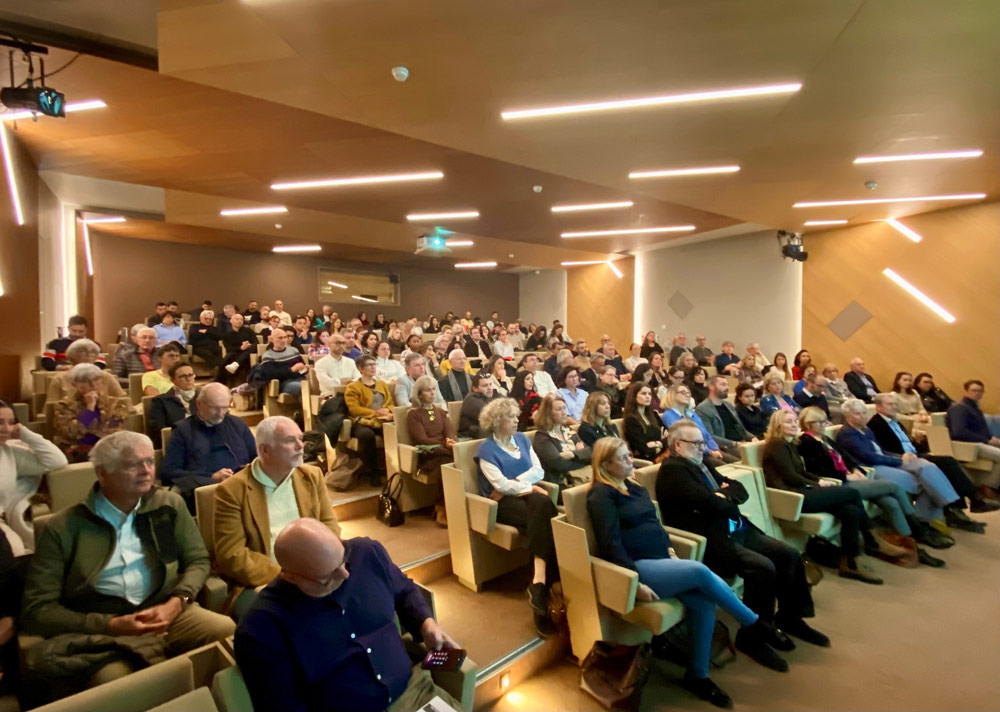 rencontres public auditorium de la Romanité pour les 8ème rencontres AUSIRIS